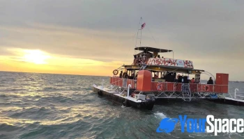Dickson Dragon Cruise - Lot 1322
