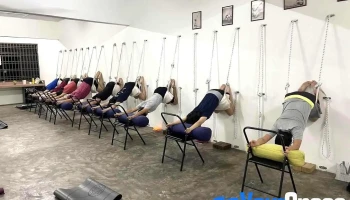 E Ease Yoga 意識瑜伽中心 - Kulai