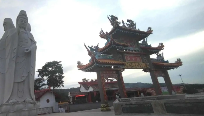 Er Lian Tu Guan Yin Miao Foto - Jerantut