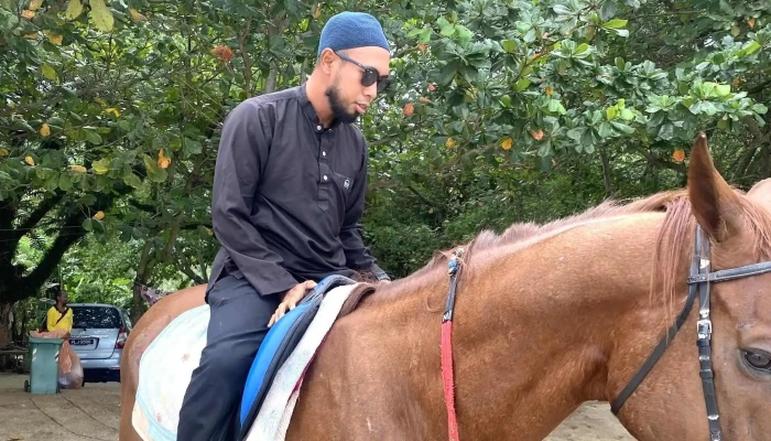 Beach Anisalim Horse Riding -  Jadual - Batu Ferringhi
