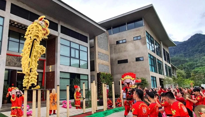 Canai Wisdom -  Cara Ke Sana - Bentong