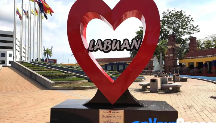 Dataran Labuan -  Tempat Tarikan Pelancong - Labuan