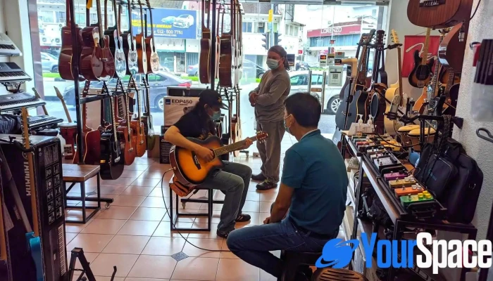 Ebony Guitar Music House (hq) - Jalan C.m. Yusuff