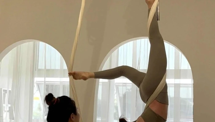 Floga Yoga Studio -  Telefon - Klang