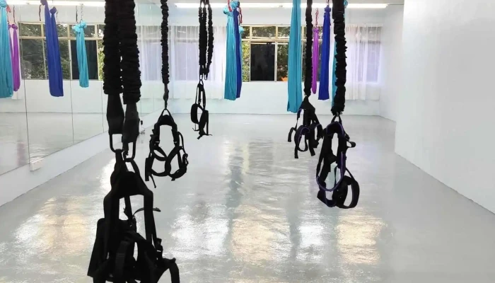 Flying Kitty Bungee Yoga Music Studio Yoga - Klang