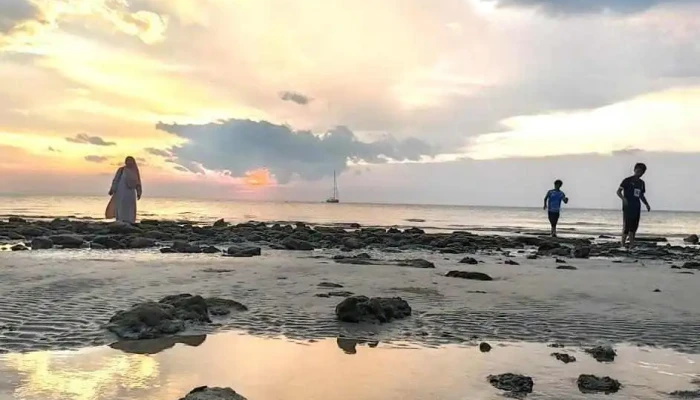 Kampung Tekek Pulau Tioman -  Tempat Tarikan Pelancong - Pulau Tioman
