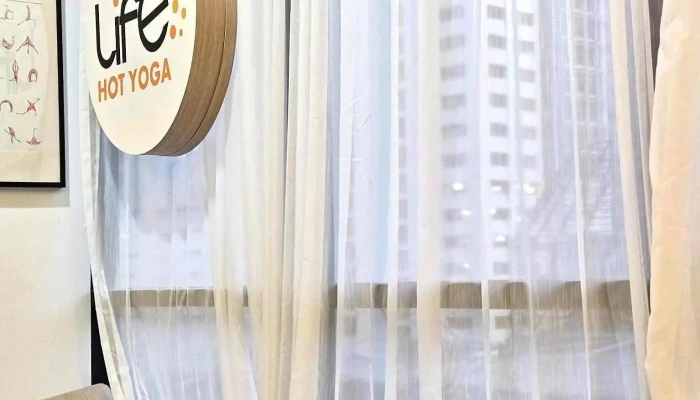 Life Hot Yoga Mont Kiara Terkini - Kuala Lumpur