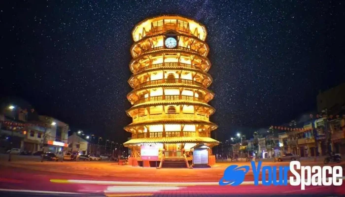 Menara Condong Teluk Intan Perak Tanda Tempat Bersejarah - Teluk Intan