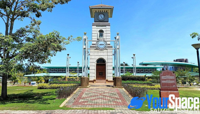 Menara Jam Labuan -  Tempat Tarikan Pelancong - Labuan