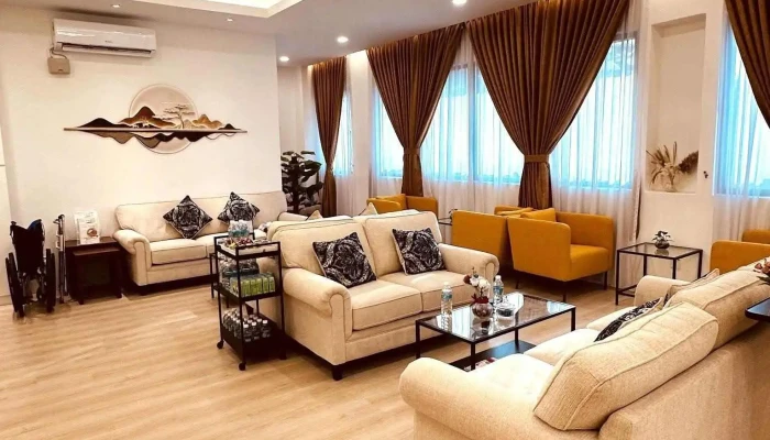 Om Space Therapy Centre -  Oleh Pemilik - Petaling Jaya