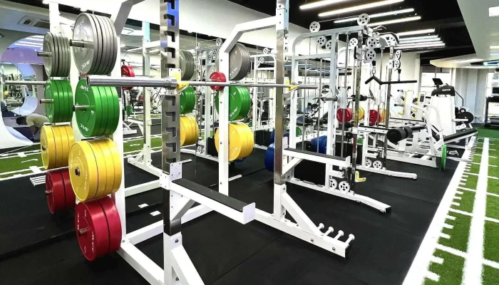 Ouranos Gym Kota Damansara -  Kelab Kesihatan - Petaling Jaya