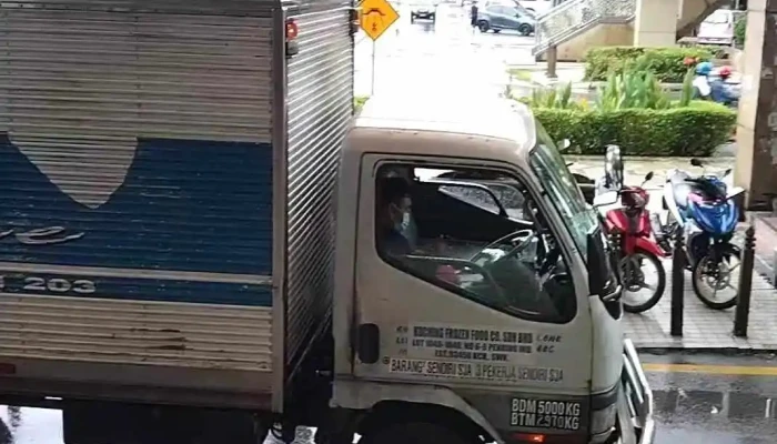 Pekan Sri Aman -  Video - Simanggang