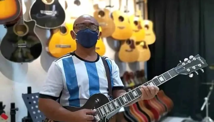 Powered Studio X Mojo Music - Eastern Plaza