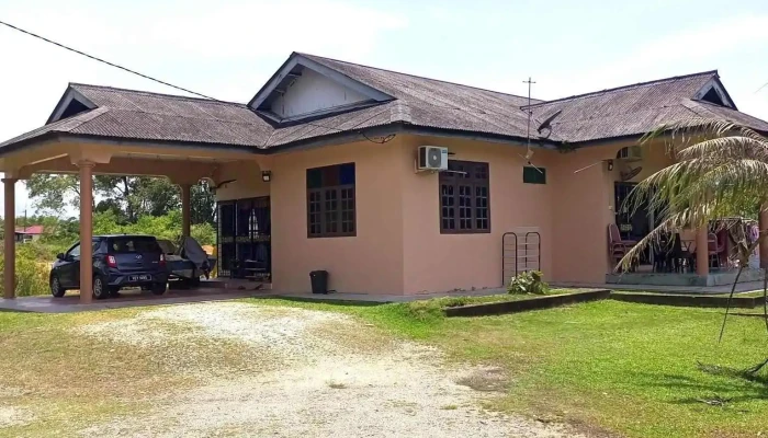 Rumah Penolong Pendaftar Perkahwinan Perceraian Dan Ruju'orang Islam Mukim Langgar Pekan. - Tanah Putih