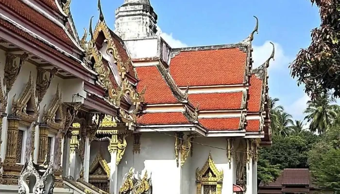 Wat Phikulyai -  Video - Tumpat