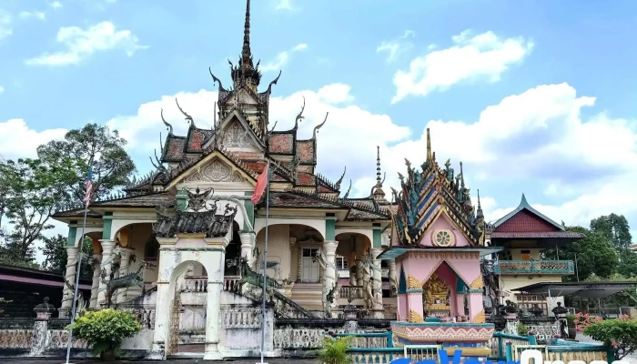 Wat Uttamaram -  Kuil Buddha - Pasir Mas